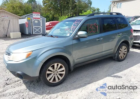 2011 Subaru Forester 2.5X Limited из США, поврежденный, VIN JF2SHAEC7BH716510